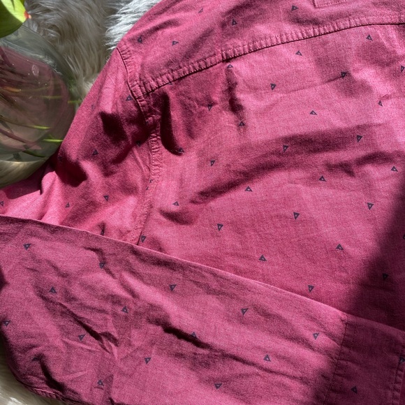 Hollister Stretch Button Down Shirt - Picture 8 of 9